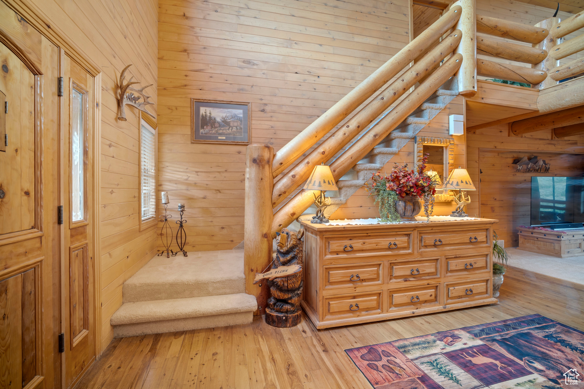 HIGH COUNTRY ESTATES - Residential