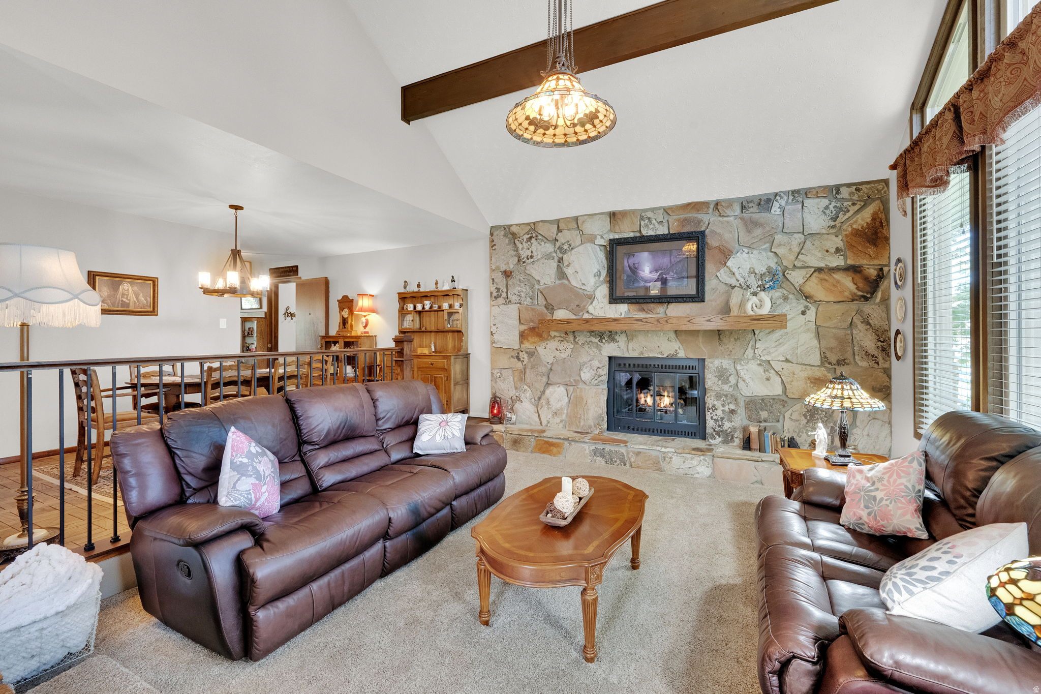 HOLMES ESTATES - Residential