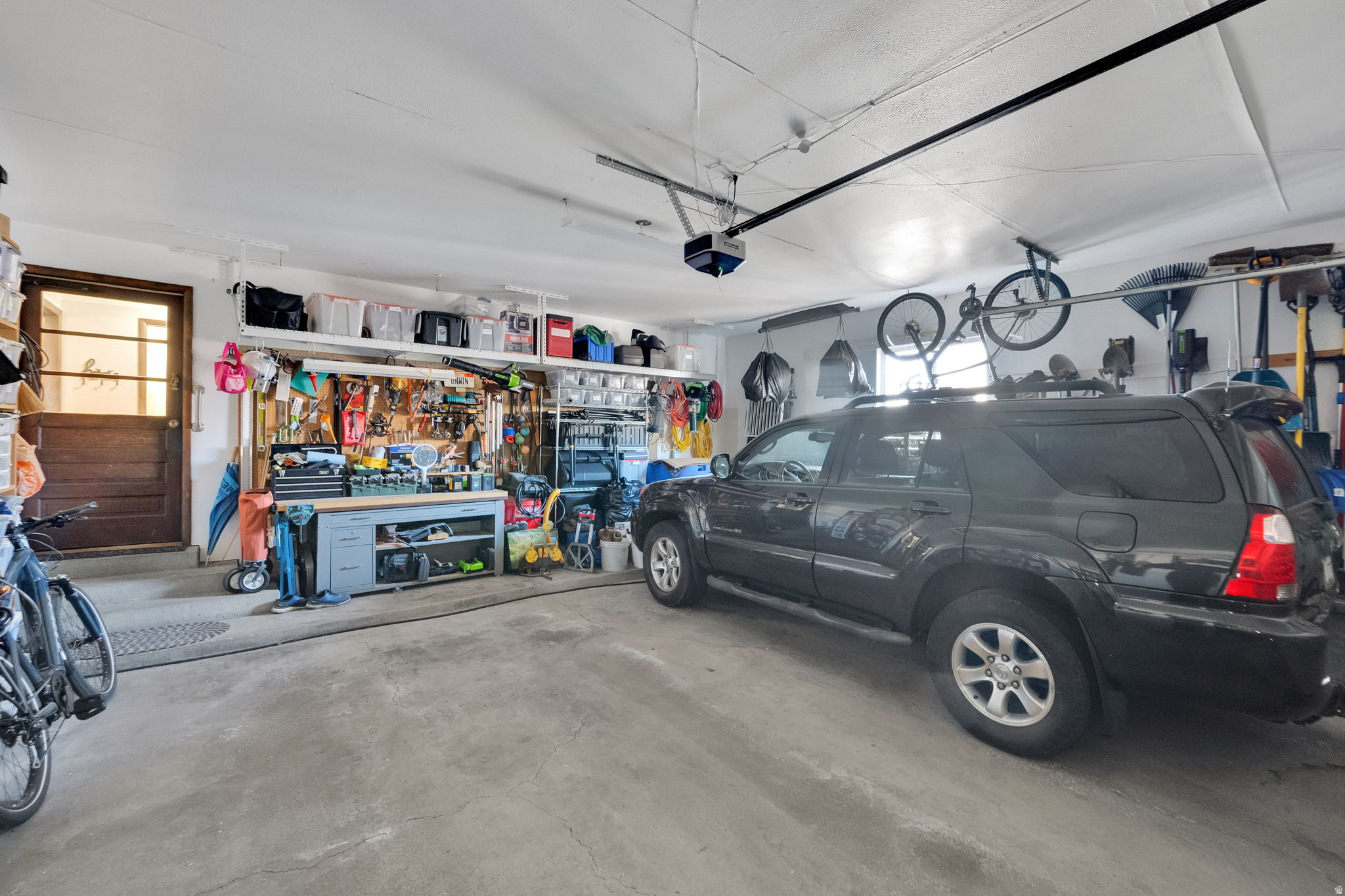 HOLMES ESTATES - Residential