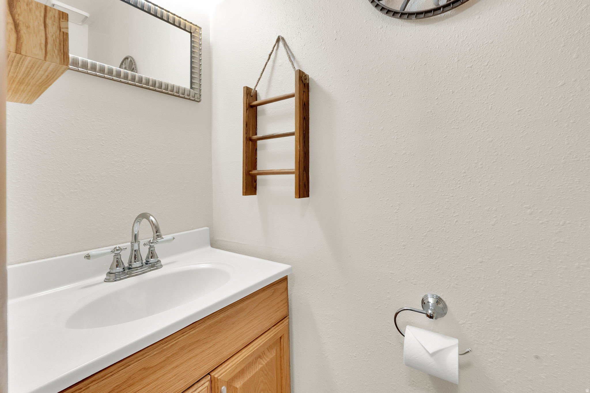 HOLMES ESTATES - Residential