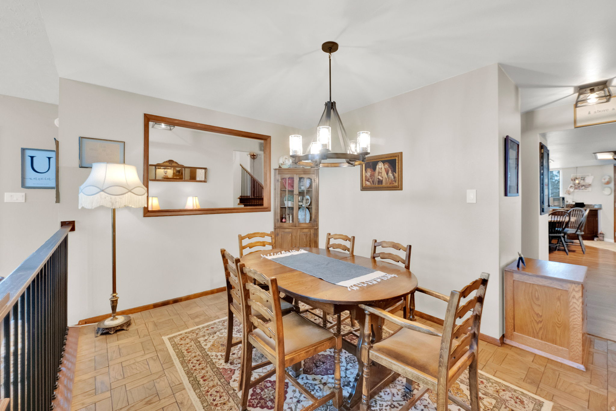 HOLMES ESTATES - Residential