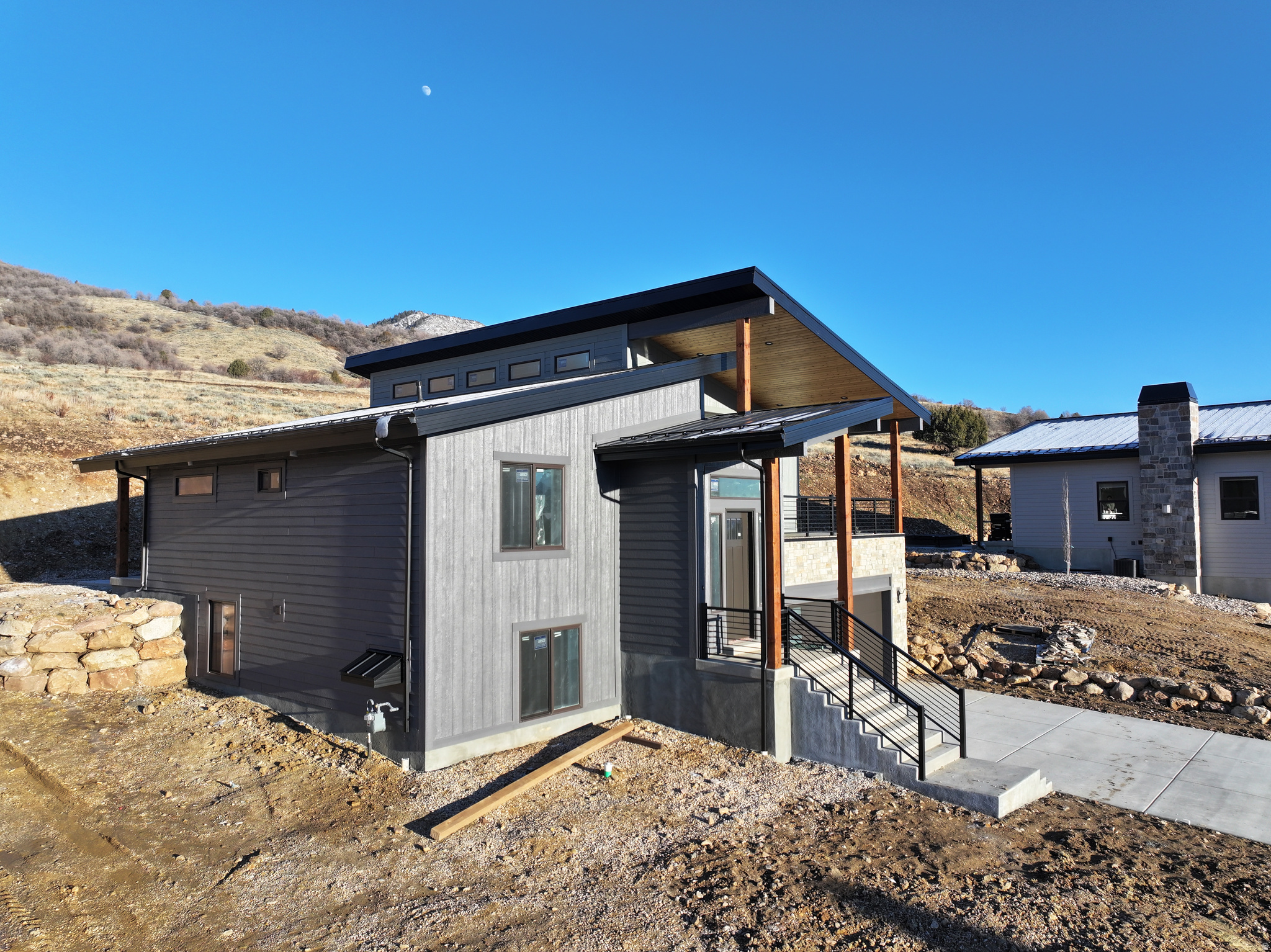 THE BRIDGES - Residential