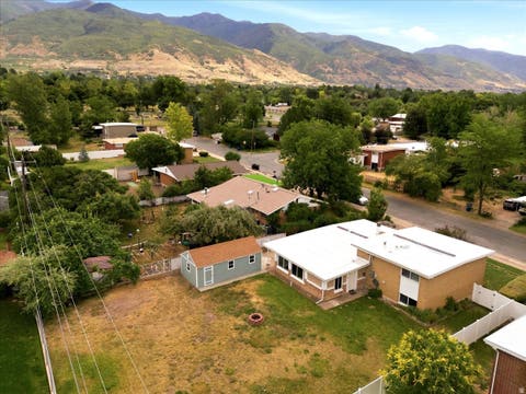 Tiny photo for 363 E 500 N, Kaysville, UT 84037 (MLS # 2170313)