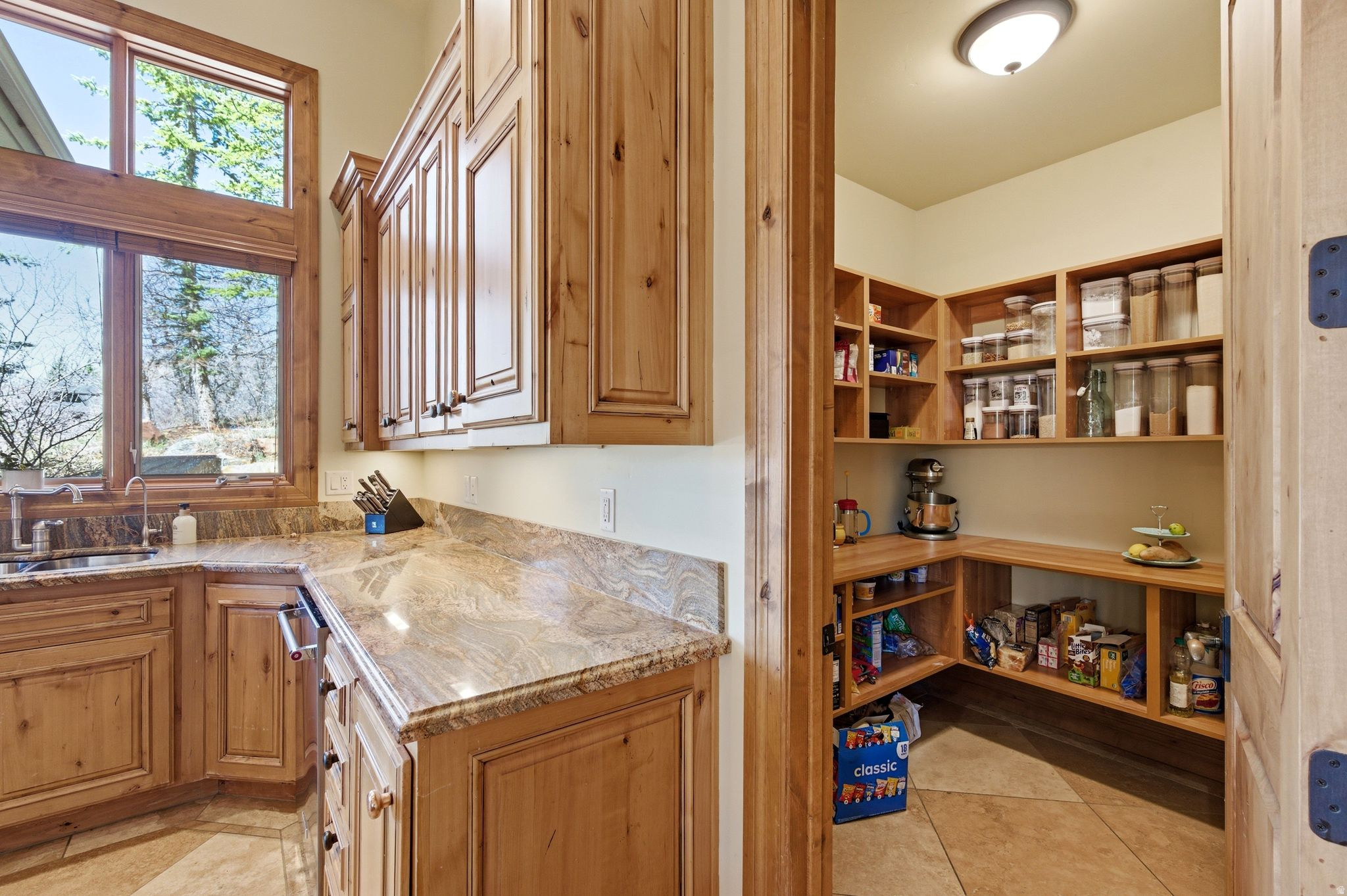 PINEBROOK - Residential