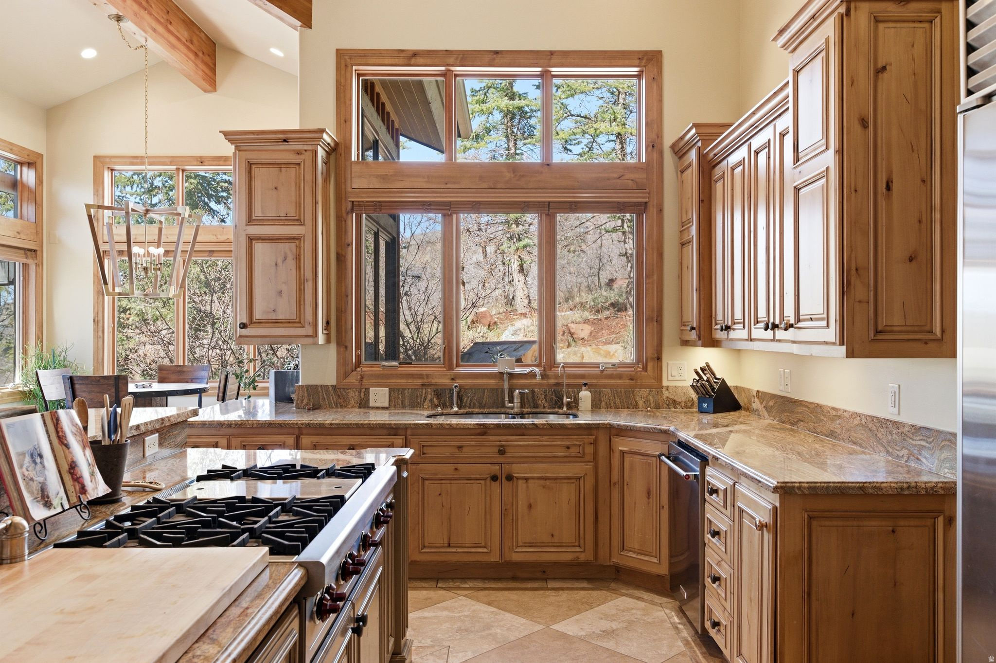 PINEBROOK - Residential