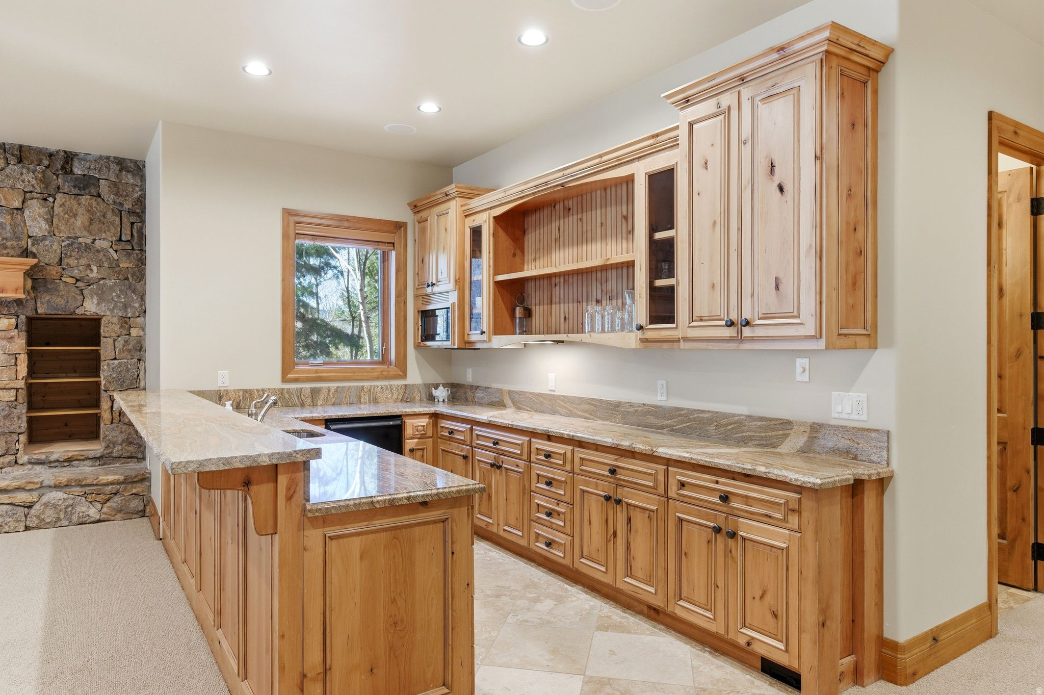 PINEBROOK - Residential