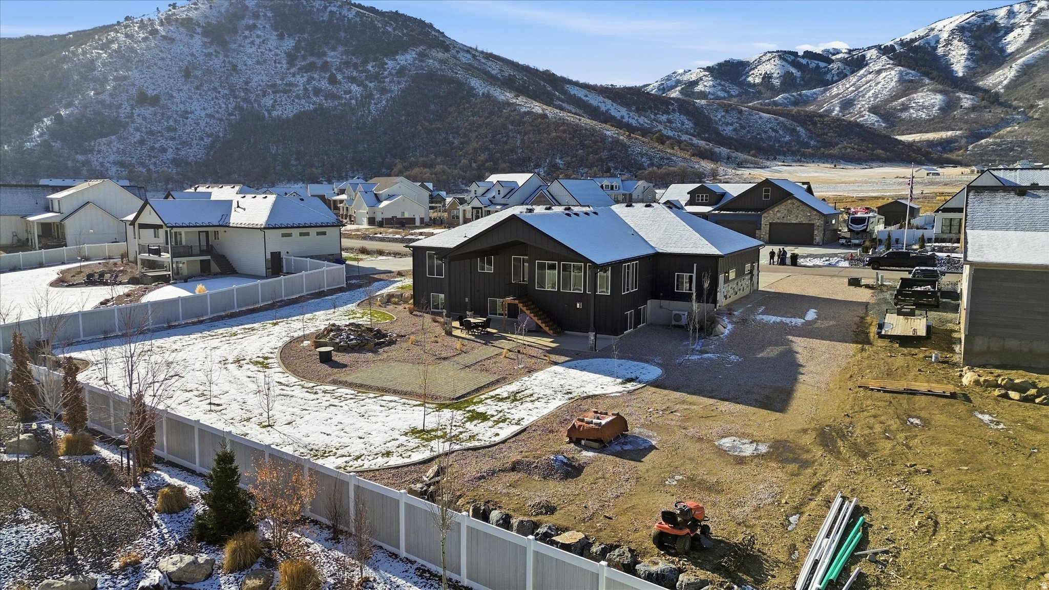 MAPLE SPRINGS - Residential