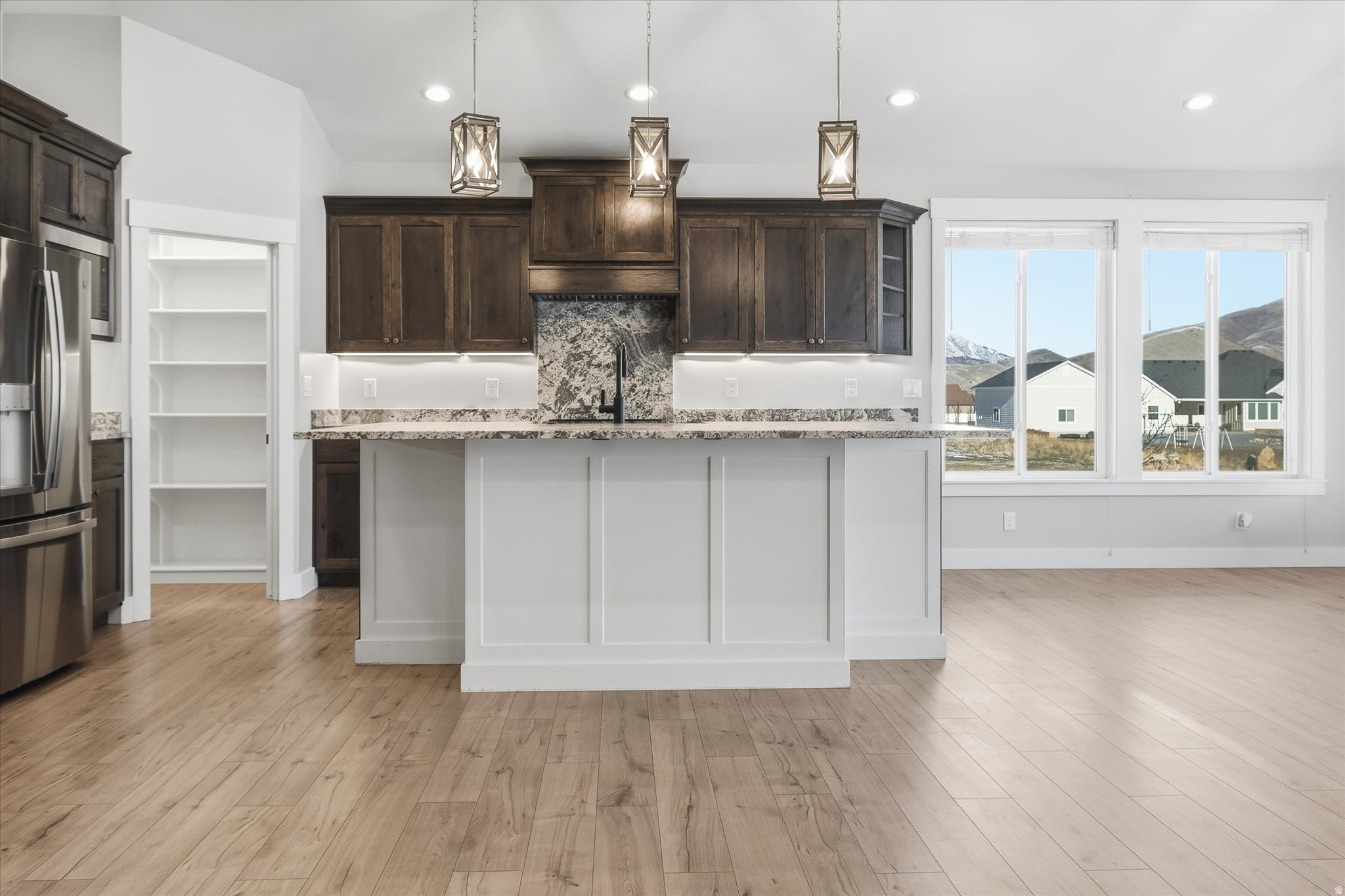 MAPLE SPRINGS - Residential