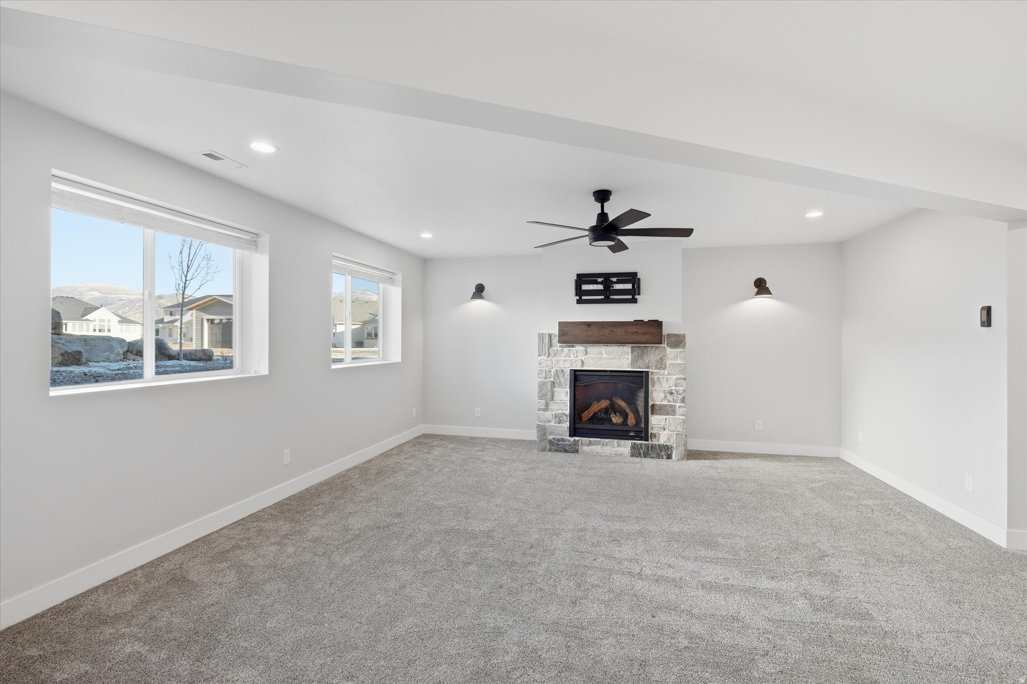 MAPLE SPRINGS - Residential