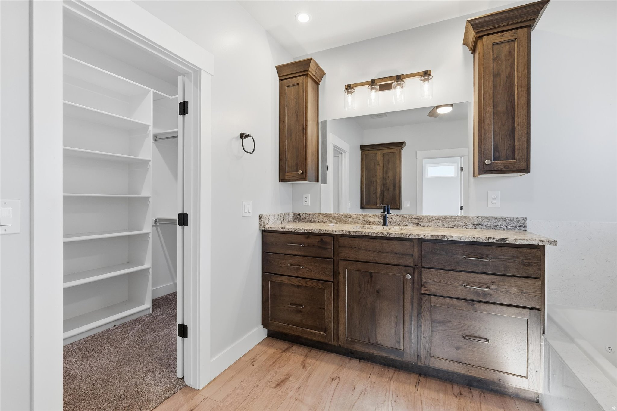 MAPLE SPRINGS - Residential