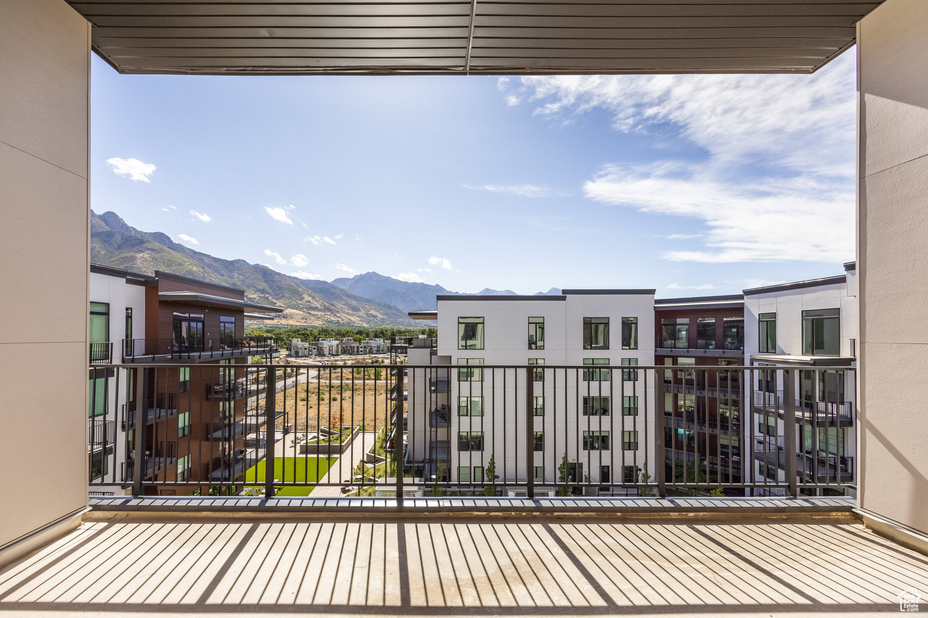 HOLLADAY HILLS - Residential