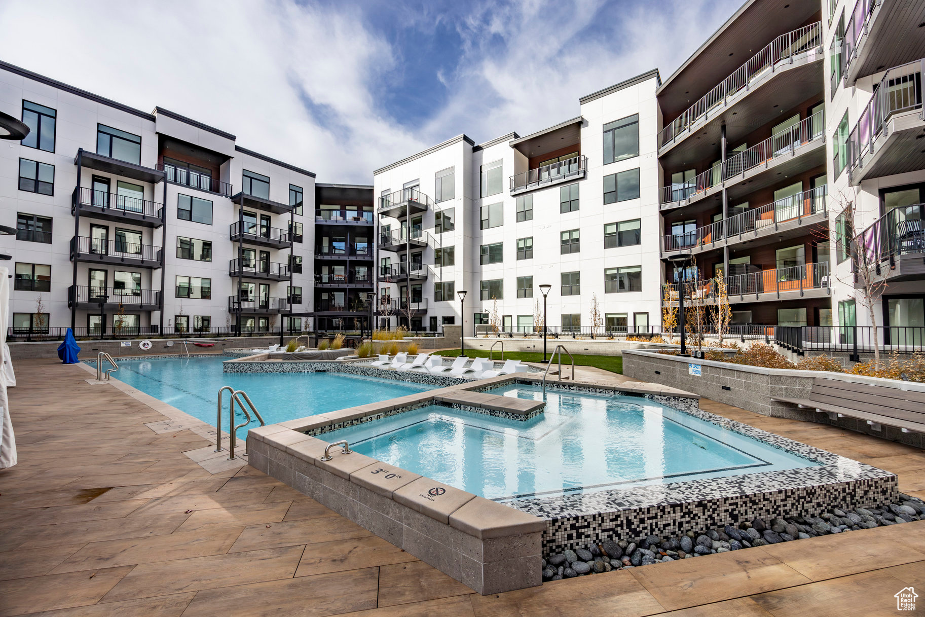 HOLLADAY HILLS - Residential