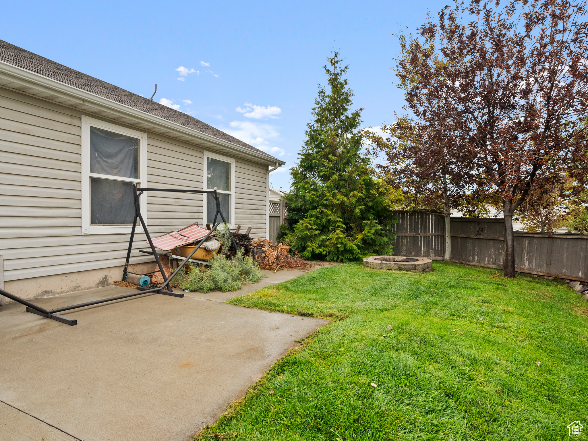 ASH POINT AT SADDLE ROCK RANCH - Residential