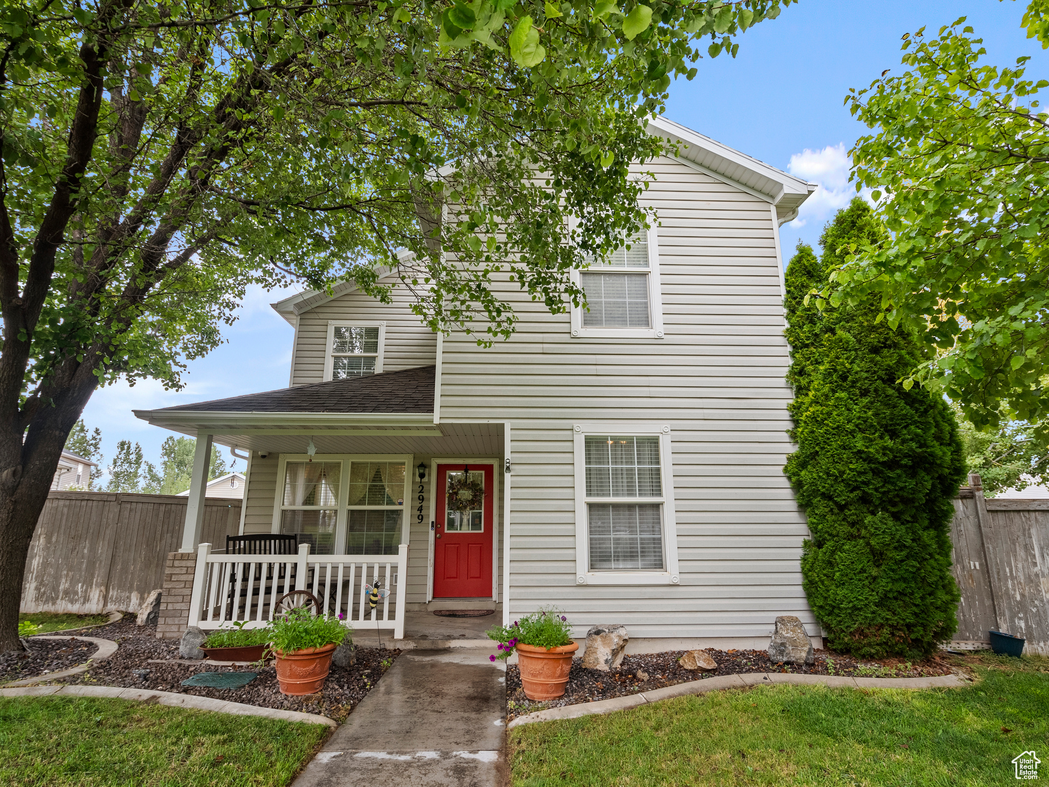 ASH POINT AT SADDLE ROCK RANCH - Residential