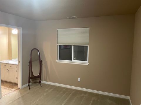 Tiny photo for 937 WINDSOR LN, Bountiful, UT 84010 (MLS # 2122830)