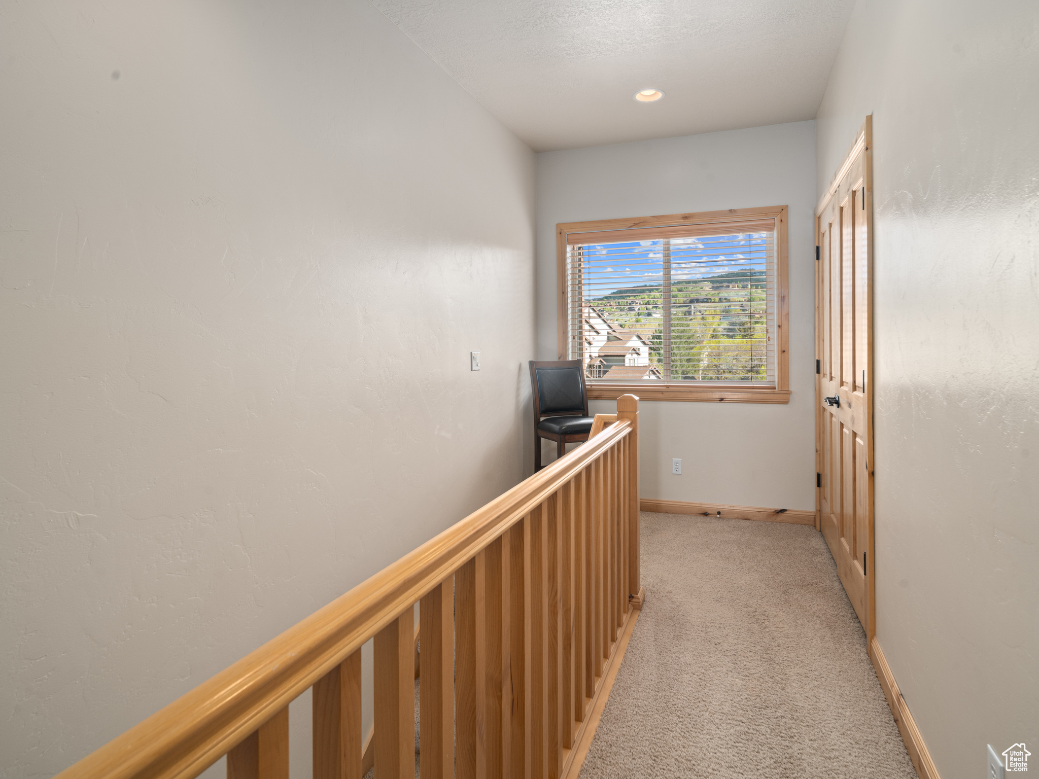 LAKESIDE VILLAGE - Residential