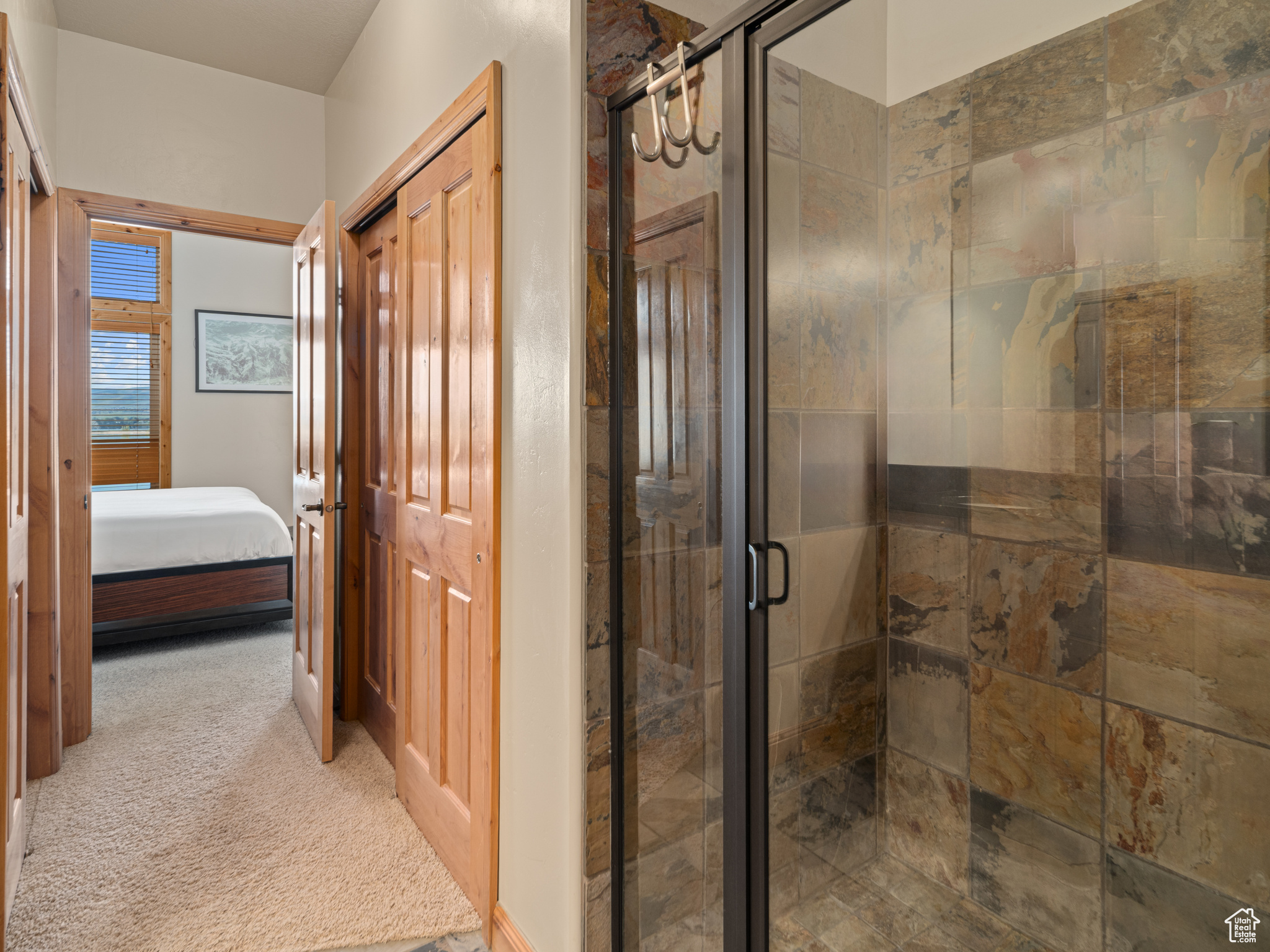 LAKESIDE VILLAGE - Residential