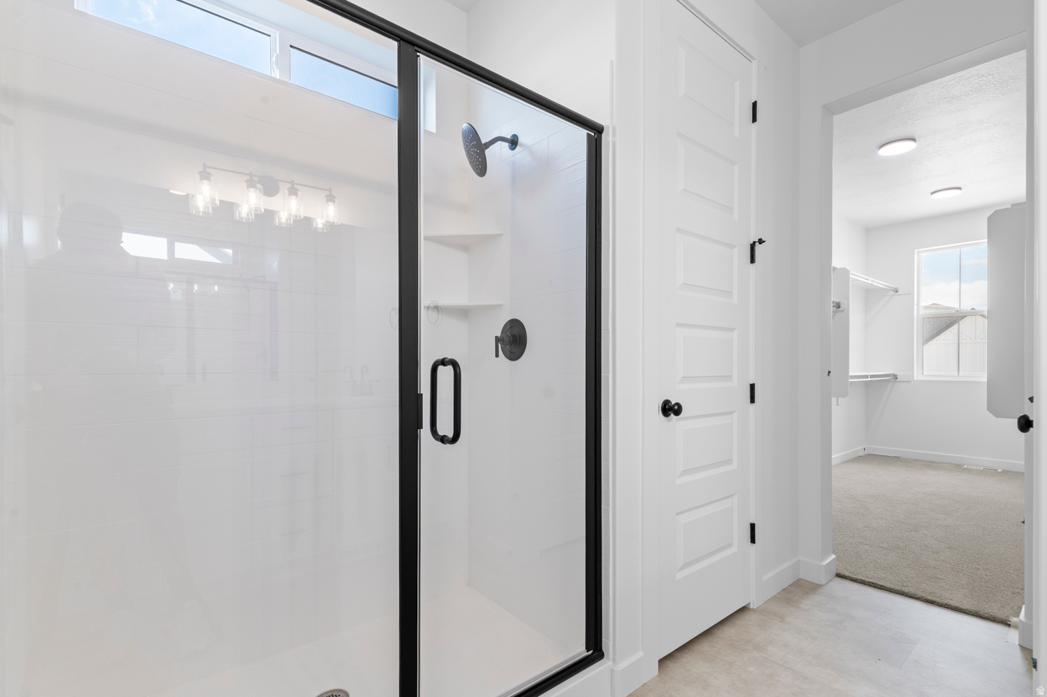 HIDDEN OAKS COLLECTION 605 - Residential