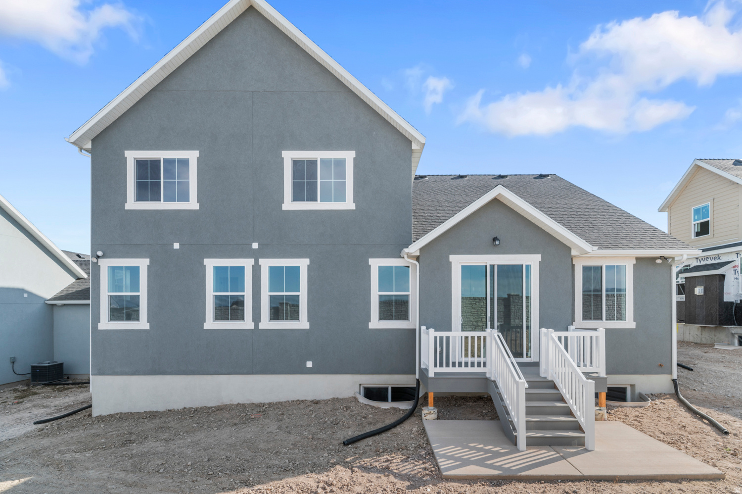 HIDDEN OAKS COLLECTION 605 - Residential