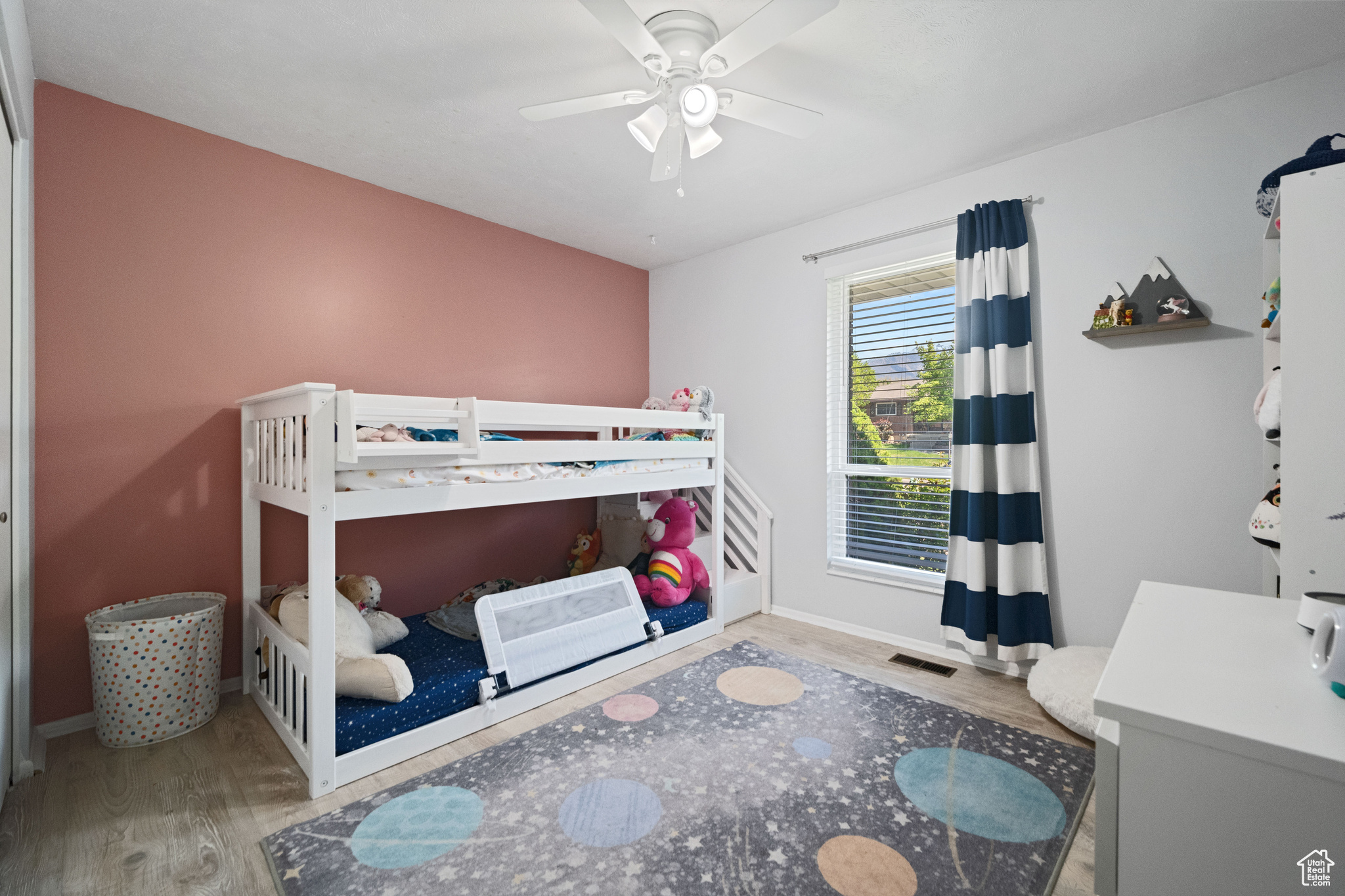 9968 S Blossom Dr, Sandy, Utah image 12