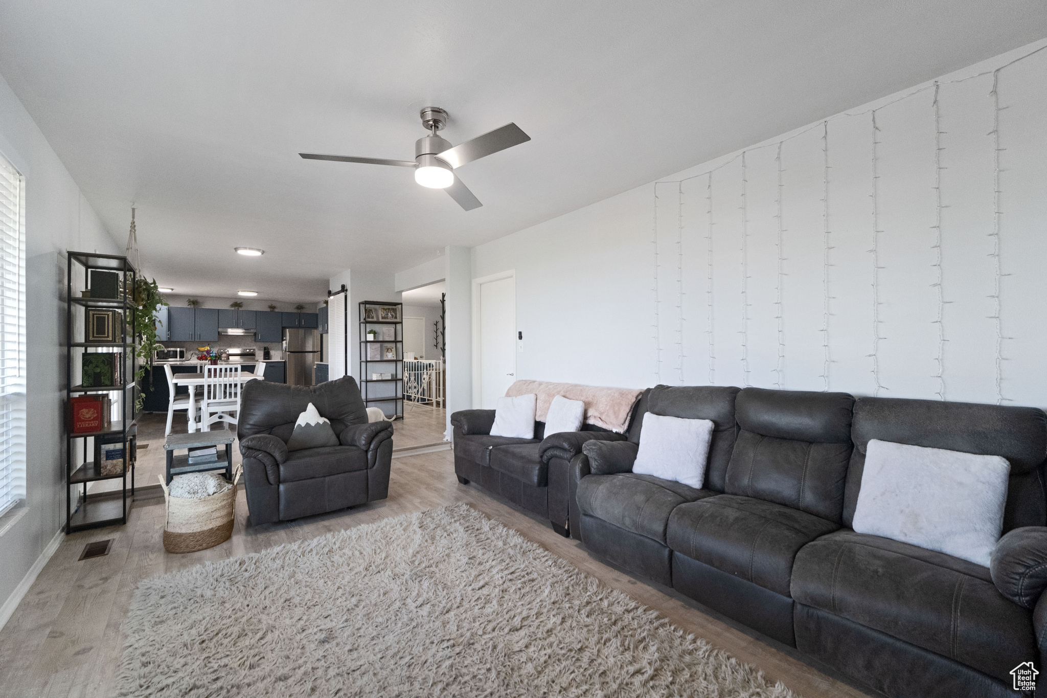 9968 S Blossom Dr, Sandy, Utah image 7