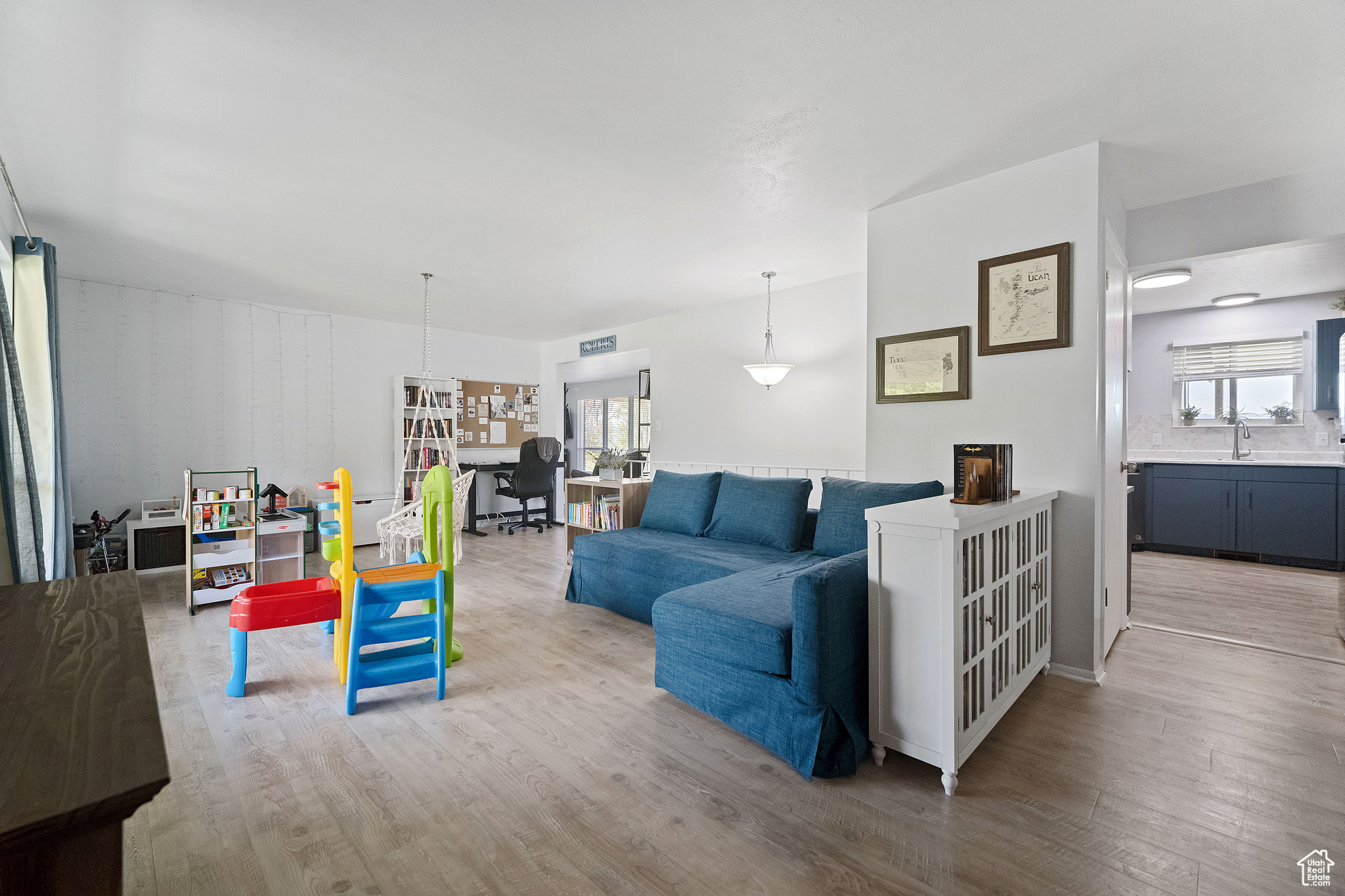 9968 S Blossom Dr, Sandy, Utah image 21