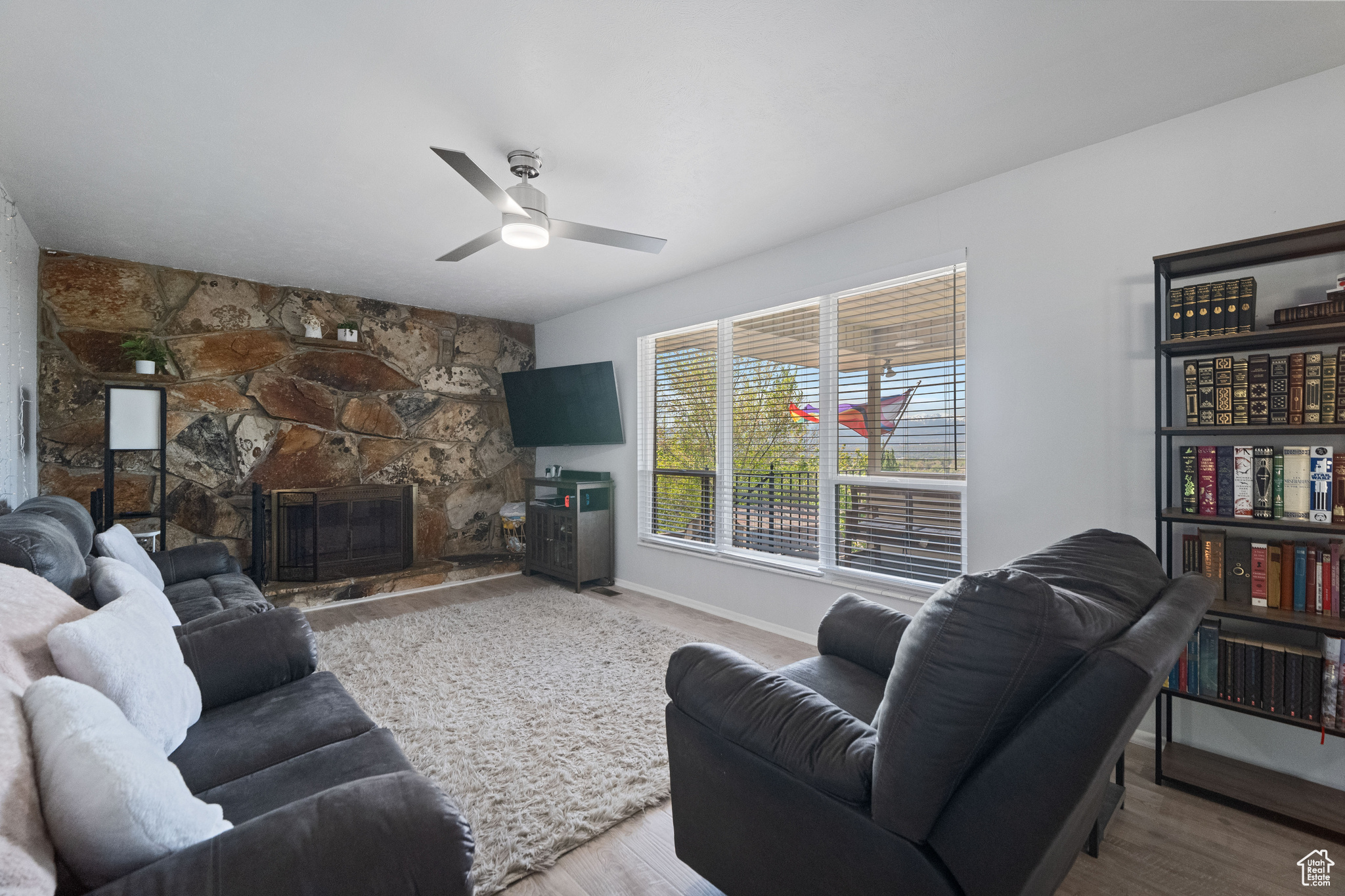 9968 S Blossom Dr, Sandy, Utah image 6