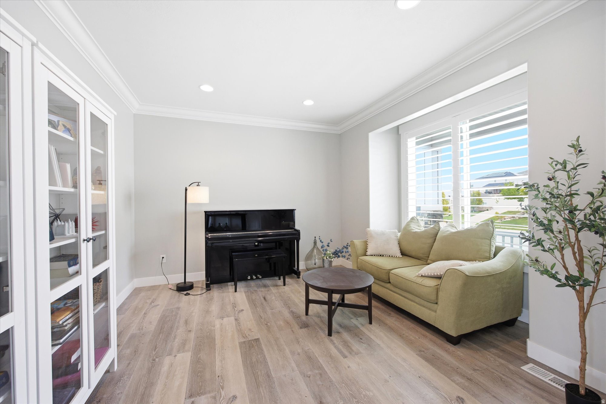 THE RIDGE - Residential