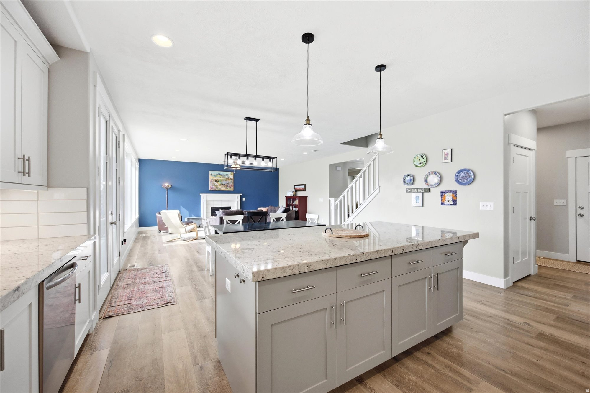 THE RIDGE - Residential