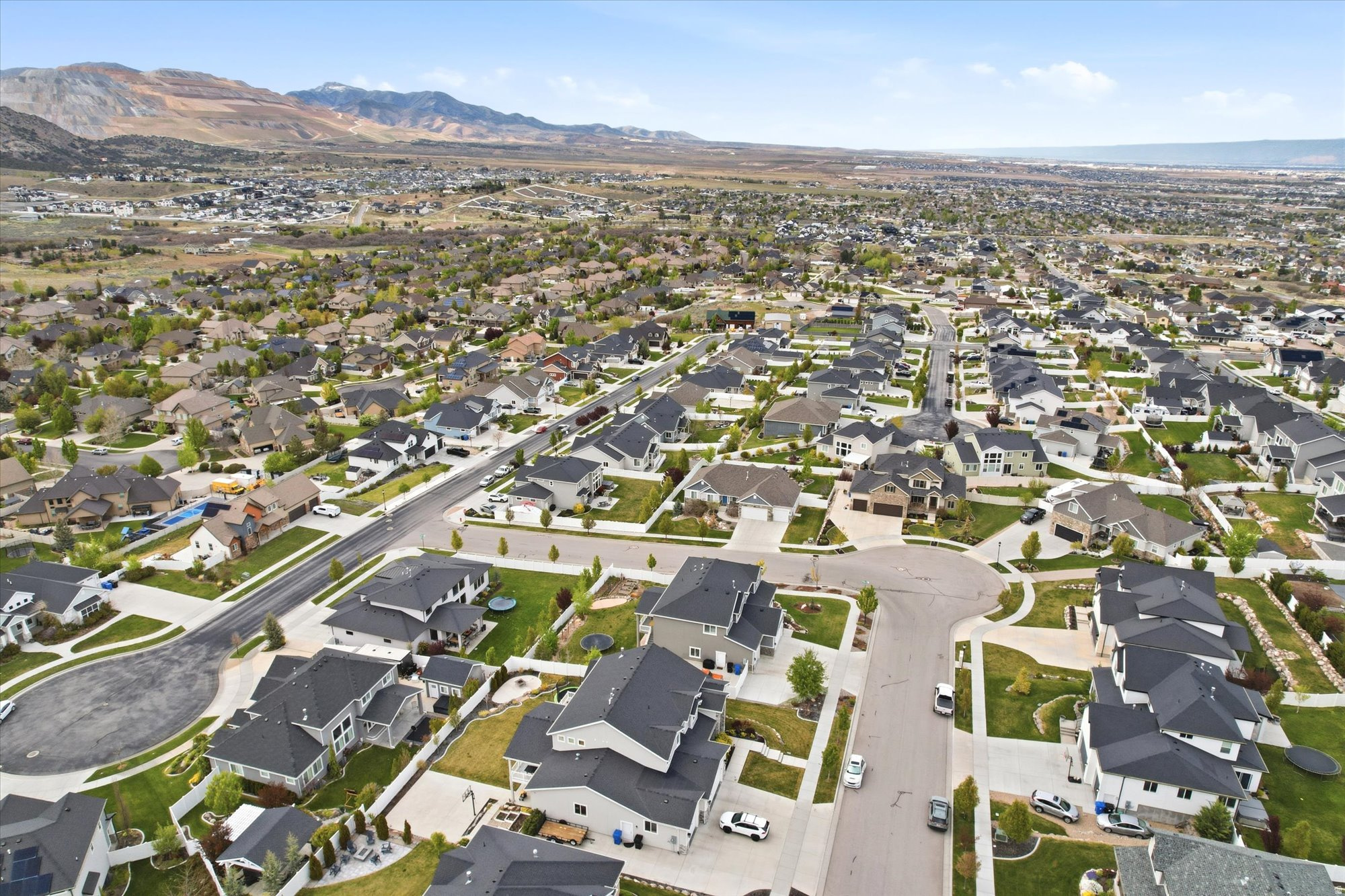THE RIDGE - Residential