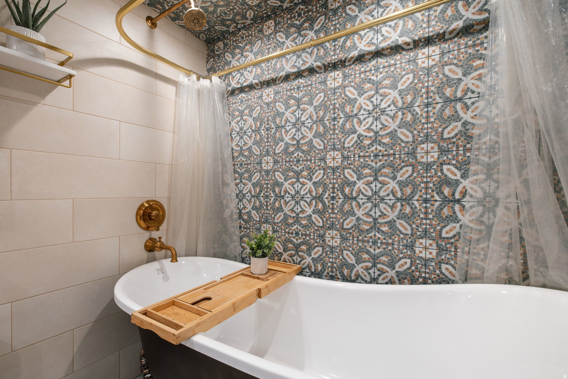 HIGHLAND PARK - Residential