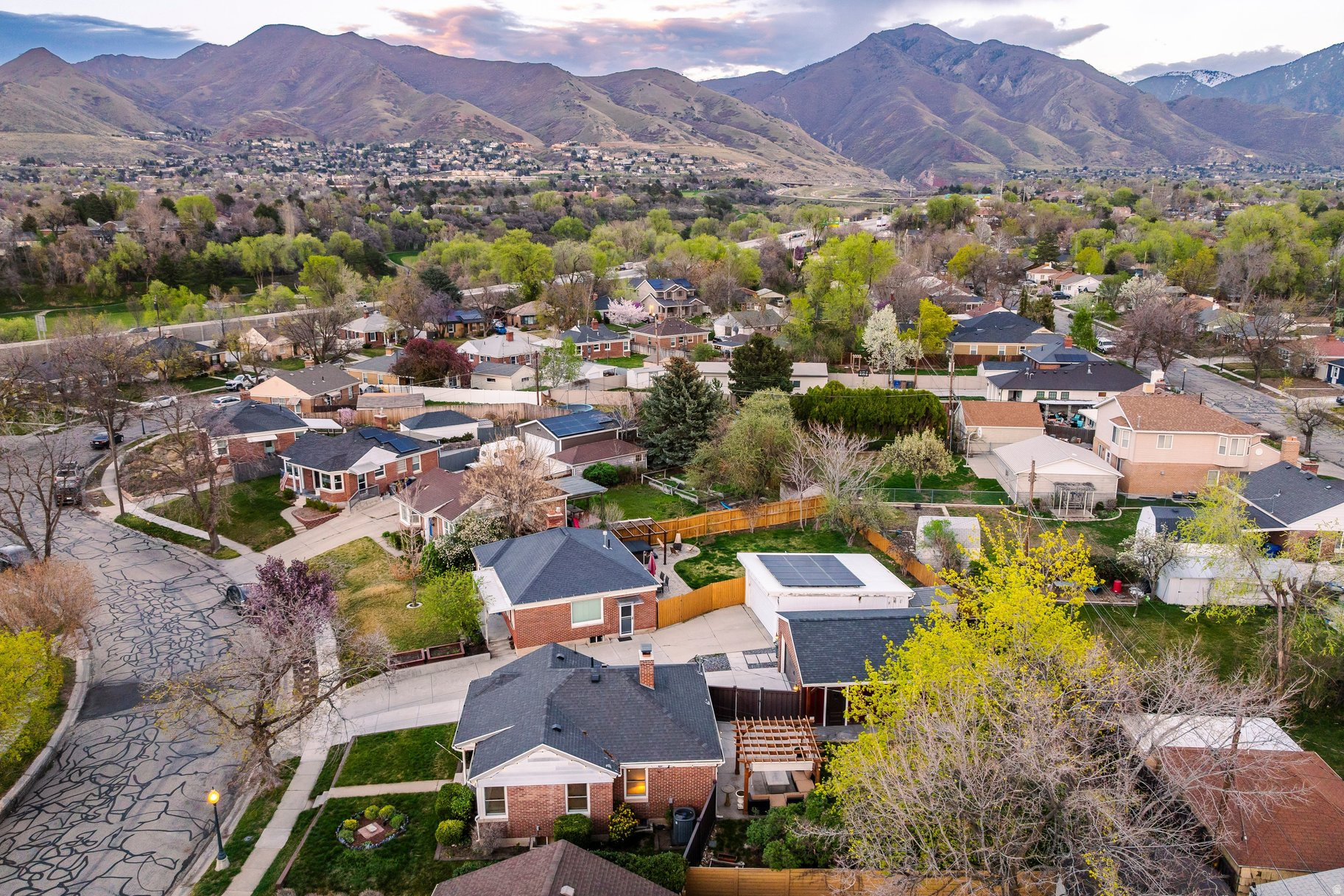 HIGHLAND PARK - Residential