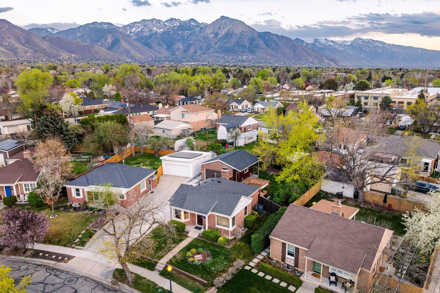 HIGHLAND PARK - Residential