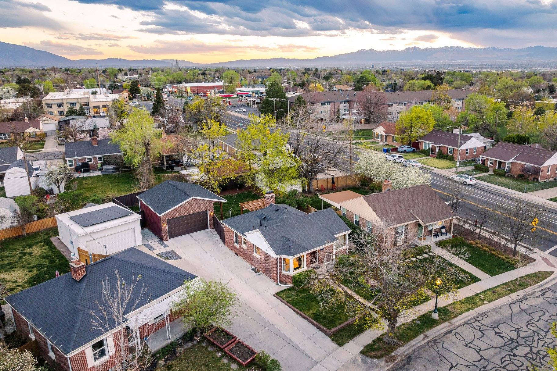 HIGHLAND PARK - Residential