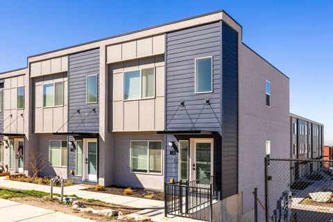 Photo of 620 N ORCHARD DR #18, North Salt Lake, UT 84010 (MLS # 2145148)