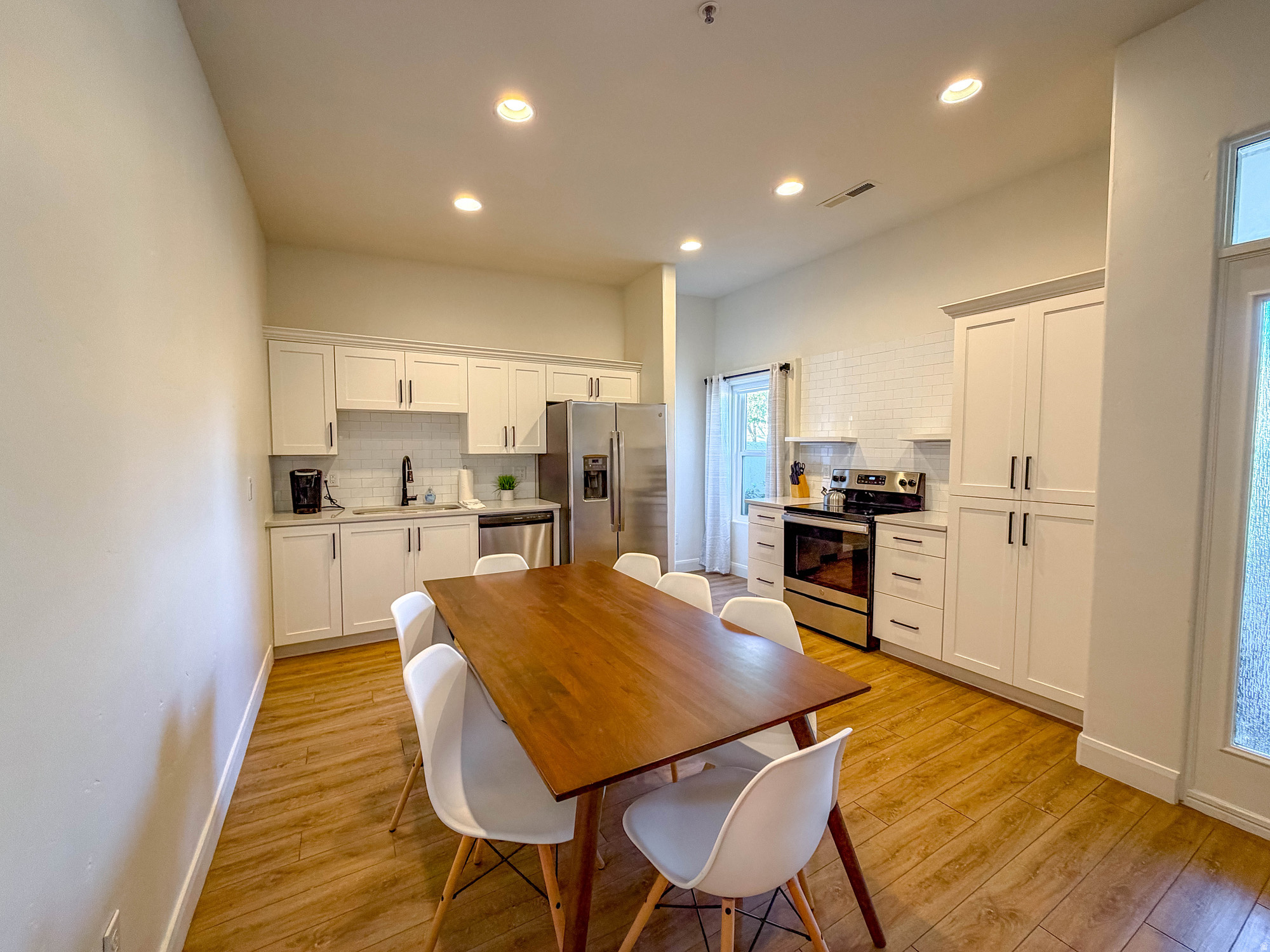 AMIRA AT GREEN VALLEY - Residential