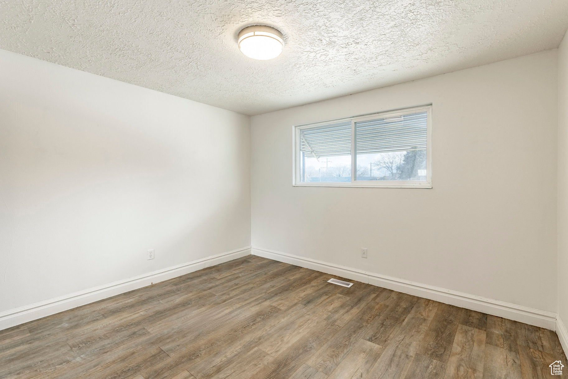 3068 S Mock Orange Dr, West Valley City, Utah image 9