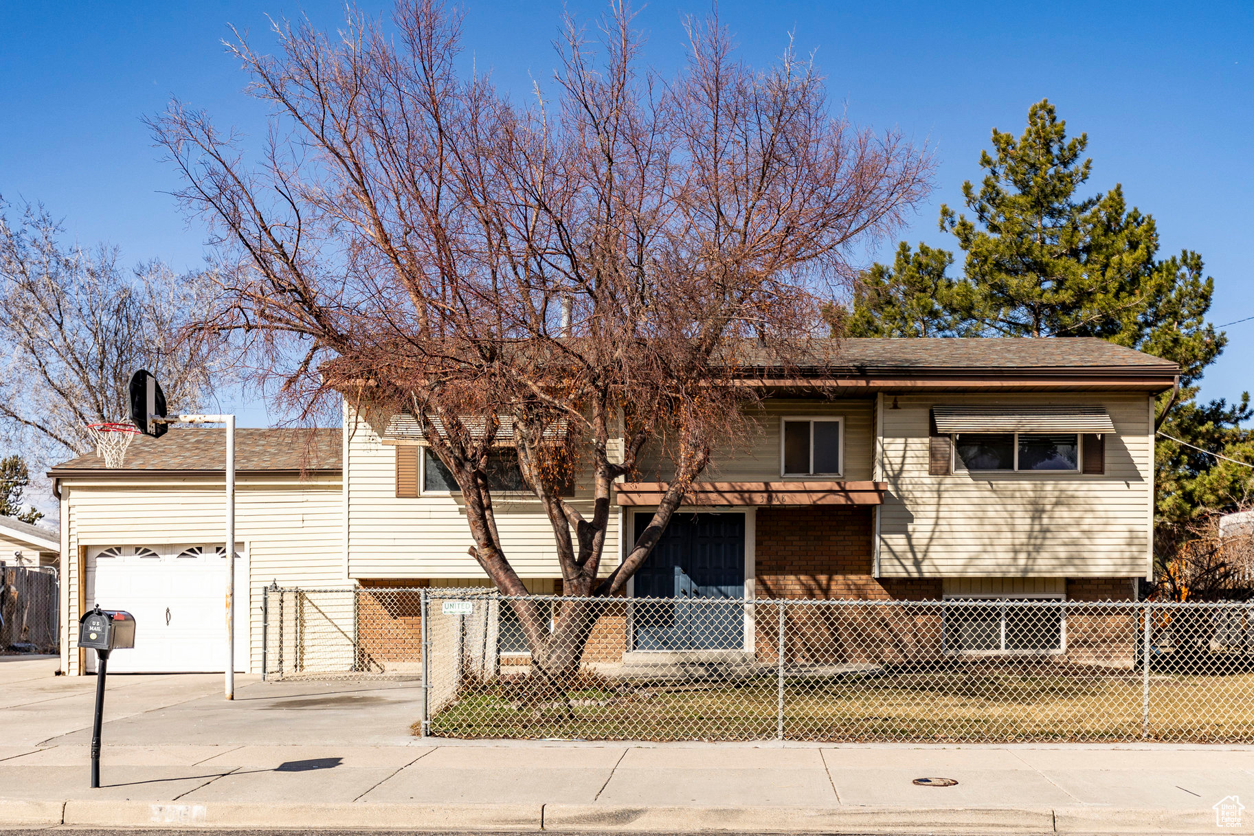 3068 S Mock Orange Dr, West Valley City, Utah image 1