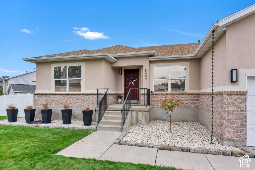 Photo of 8489 S SILO DR W, West Jordan, UT 84081 (MLS # 2191042)