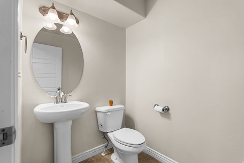 Tiny photo for 24 W APPLE SEED LN, Santaquin, UT 84655 (MLS # 2134261)