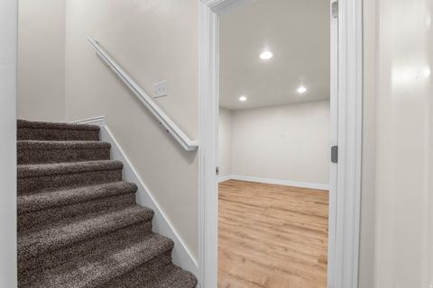 Tiny photo for 24 W APPLE SEED LN, Santaquin, UT 84655 (MLS # 2134261)