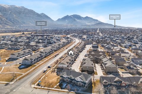 Tiny photo for 24 W APPLE SEED LN, Santaquin, UT 84655 (MLS # 2134261)