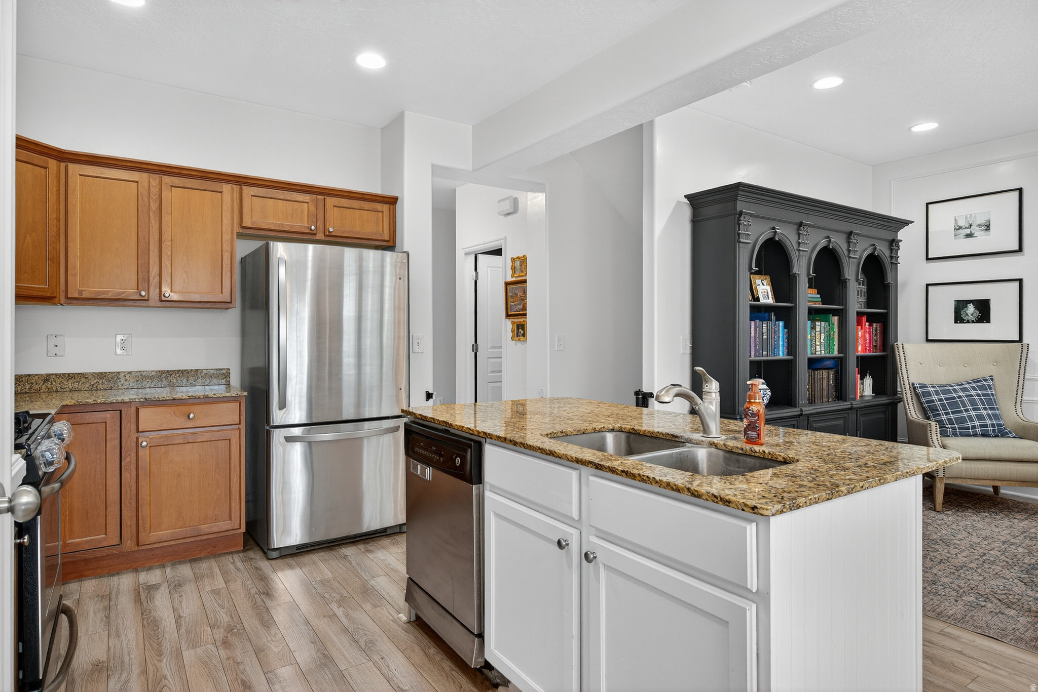 IVORY RIDGE - Residential