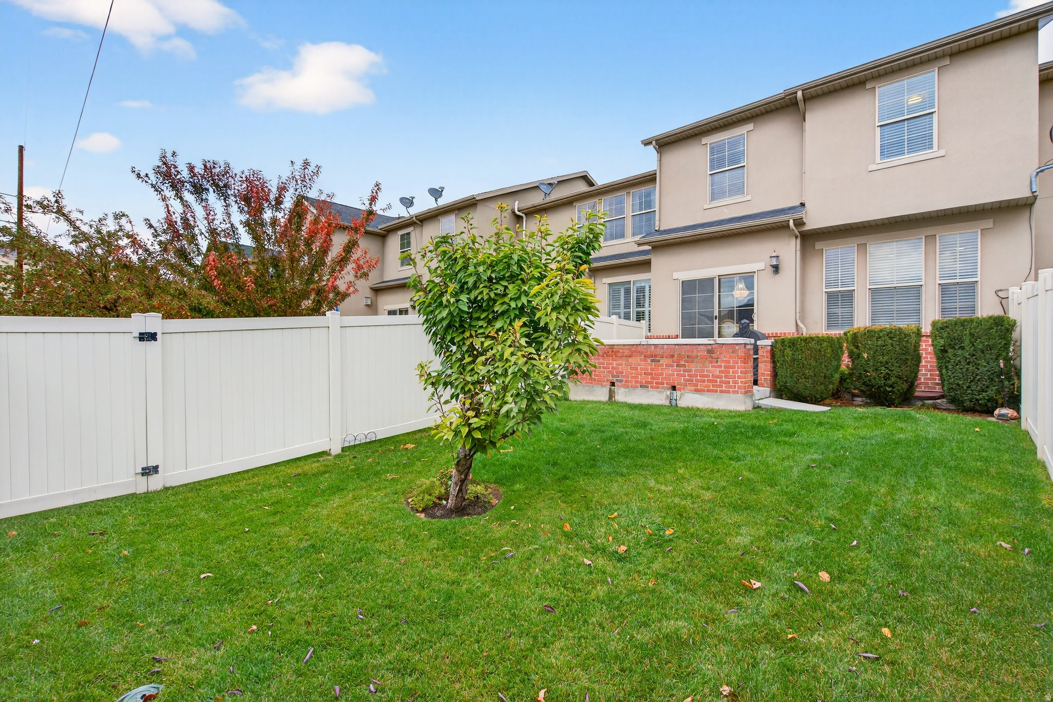 IVORY RIDGE - Residential