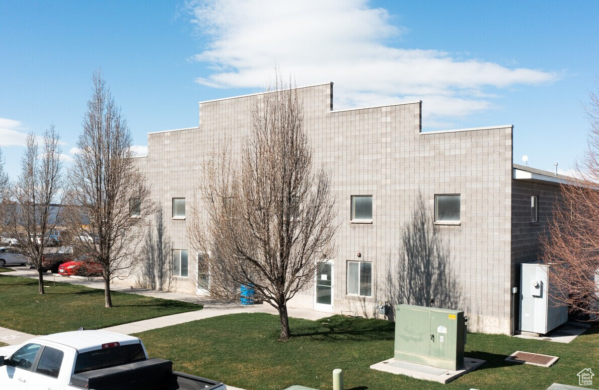 LAKESIDE PLANNED INDUSTRIAL PARK AMENDED - Commercial Sale