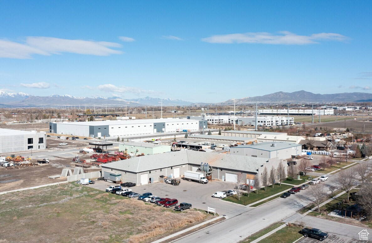 LAKESIDE PLANNED INDUSTRIAL PARK AMENDED - Commercial Sale