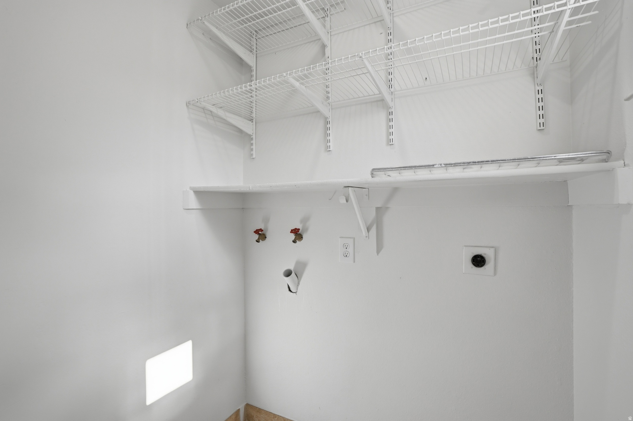 MEADOW HTS - Residential