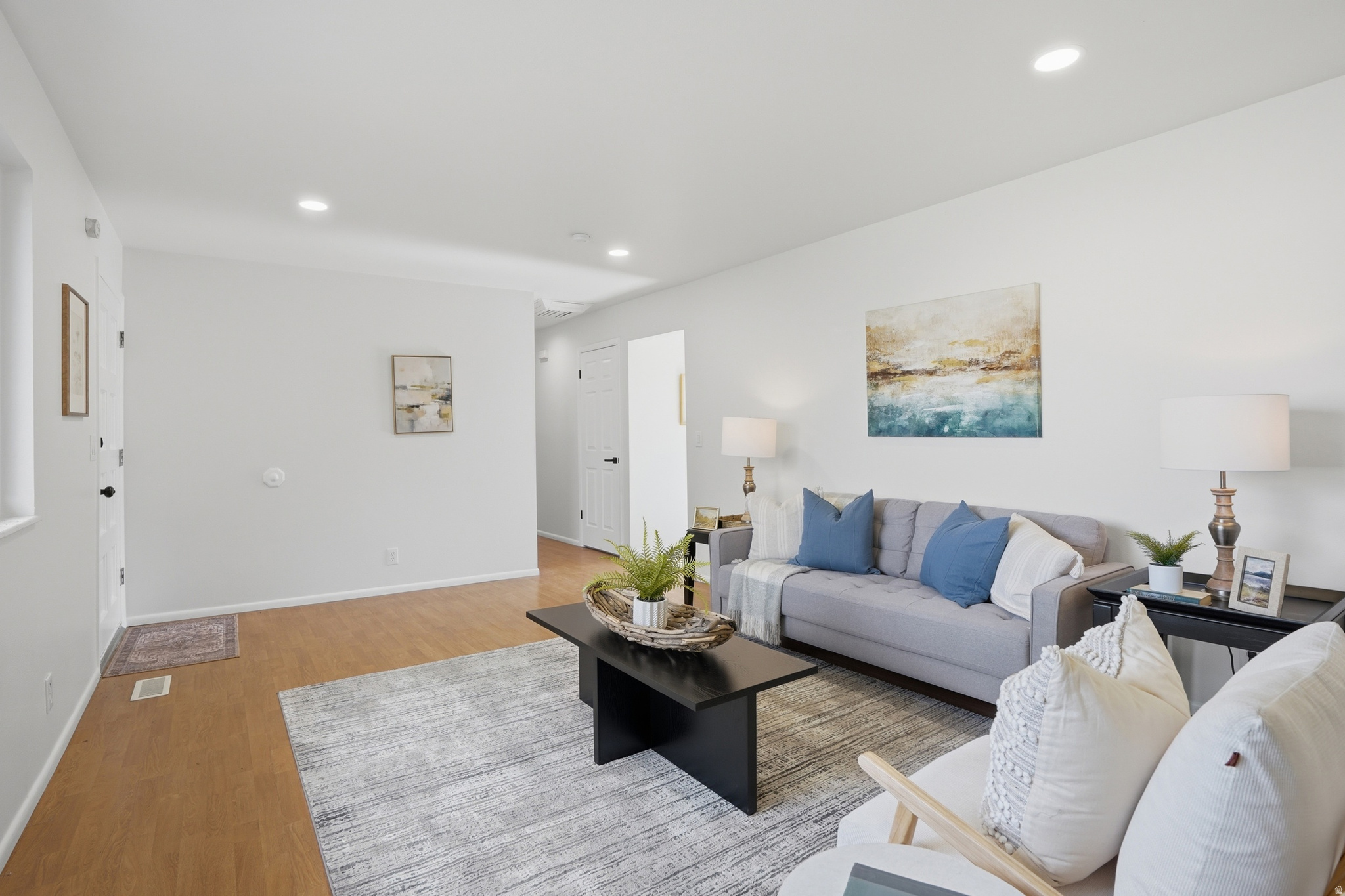 MEADOW HTS - Residential