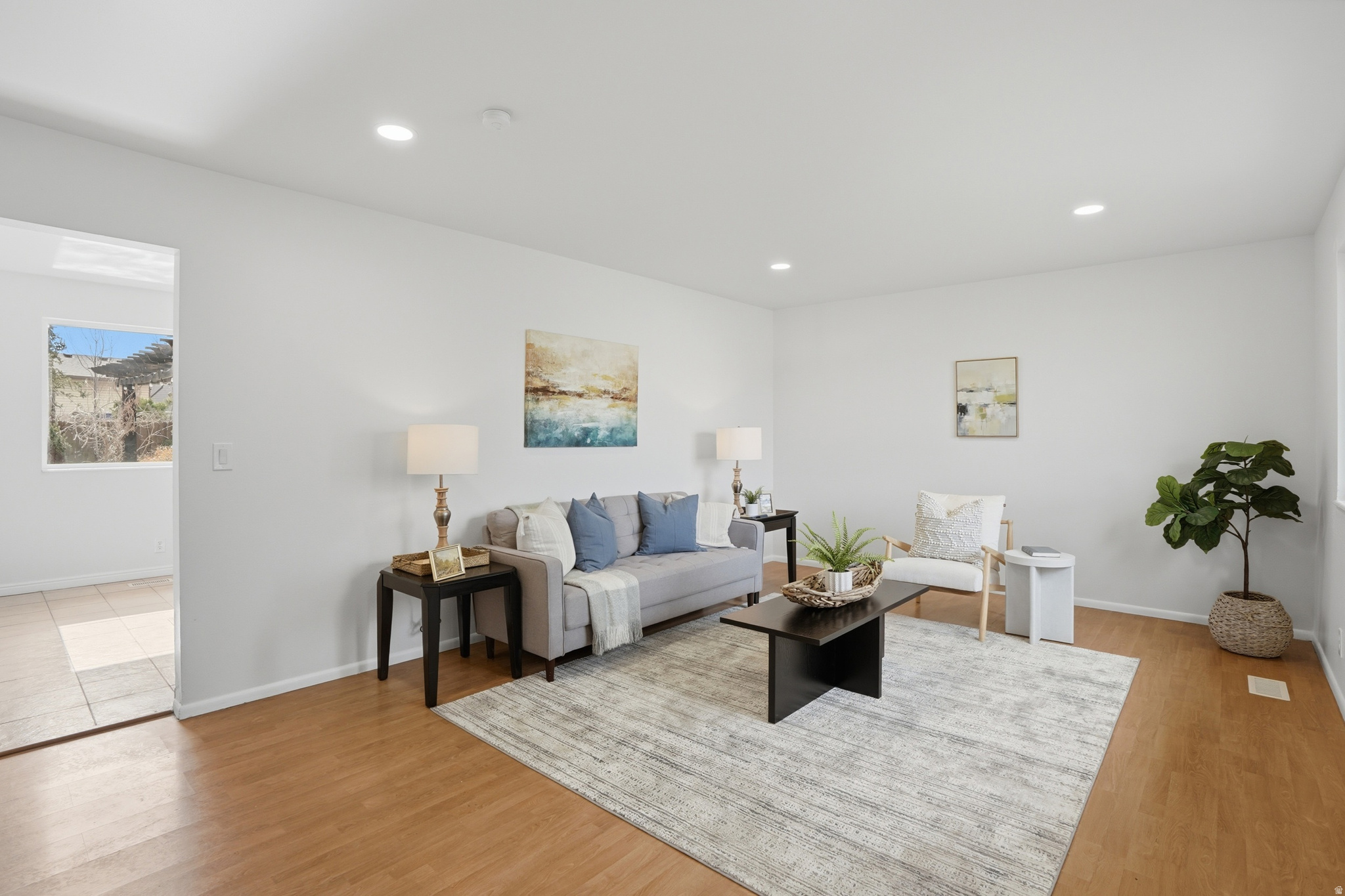 MEADOW HTS - Residential