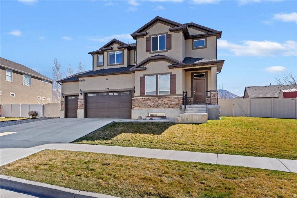 Photo of 5778 N PARKVIEW DR, Stansbury Park, UT 84074 (MLS # 2142312)